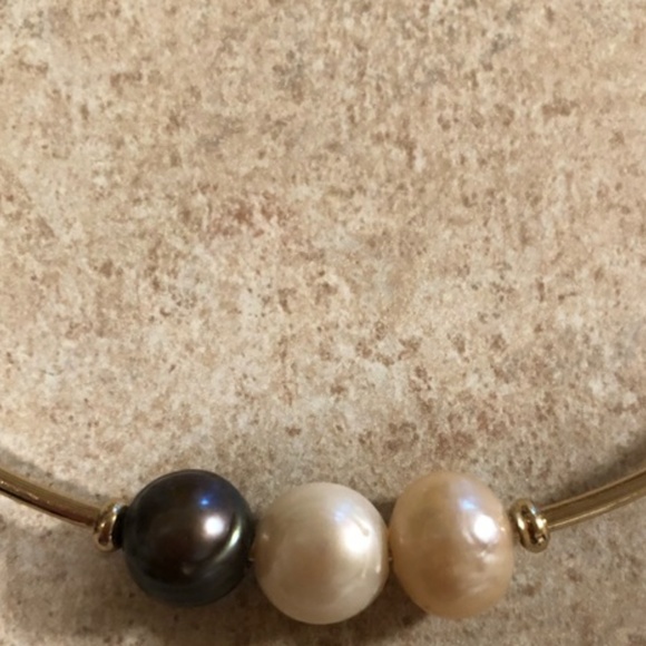 WHBM Freshwater Pearl Floating Necklace - Picture 5 of 7